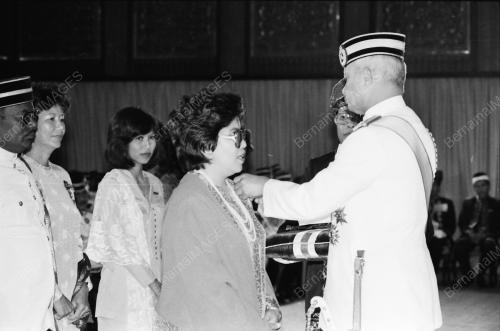 PENGURNIAAN