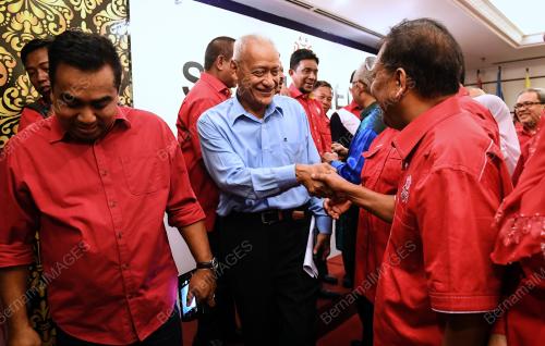 KL19_17092017_UMNO_BN201709165765