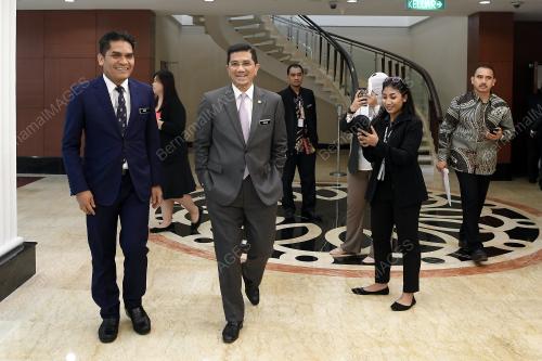 KL19_17102019_PARLIMEN_BN201910012833