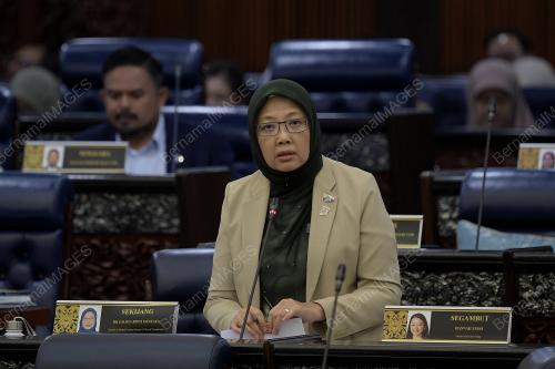 DR ZALIHA MUSTAFA