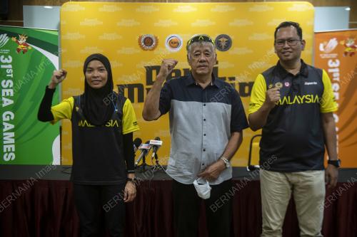 DATUK NG JOO GAN