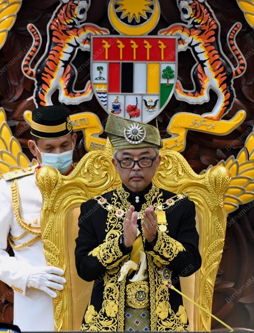 AL-SULTAN ABDULLAH RI'AYATUDDIN AL-MUSTAFA BILLAH SHAH