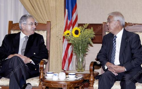 DEWAN NEGARA