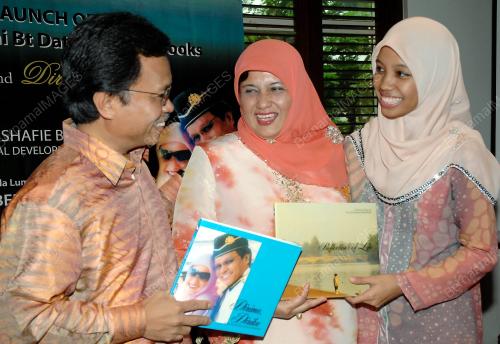 MOHD SHAFIE APDAL