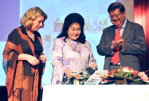 KL19_18092014_ROSMAH_BUKU