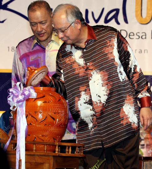MOHD NAJIB TUN RAZAK