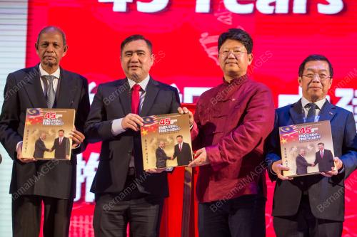 ANTHONY LOKE SIEW FOOK