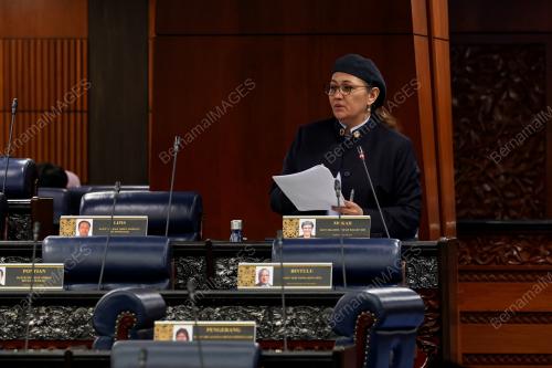 DATUK HANIFAH HAJAR TAIB