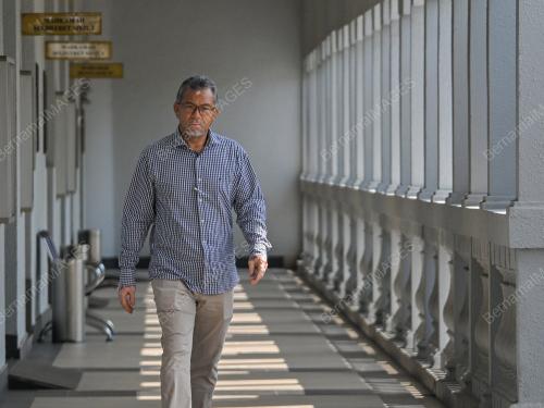 DATUK SERI AZLAN MAN