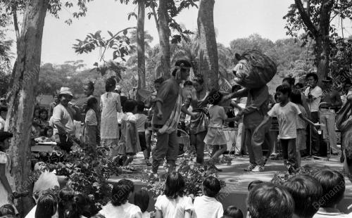 KL19_19102015_LION_DAY
