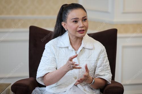 DATUK SERI ROSSA