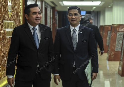 KL19_19112018_MENTERI_BN201810130773