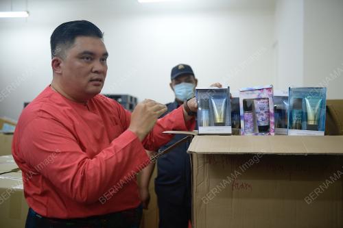 ARIFFIN SAMSUDIN