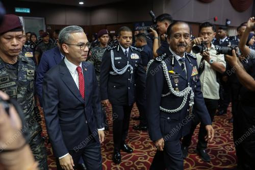 DATUK FAHMI FADZIL