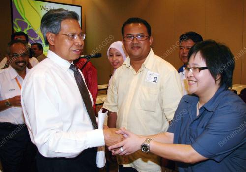MUSTAPA MOHAMED
