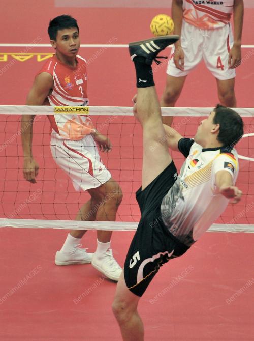 TAKRAW_DUNIA