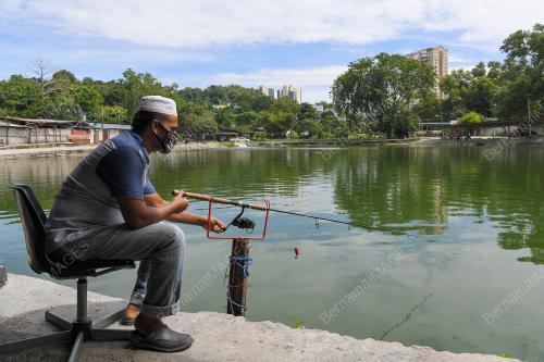 TINJAUAN KOLAM MEMANCING