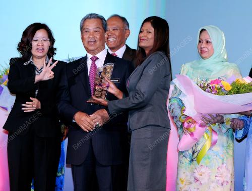KL19_22102012_CSR