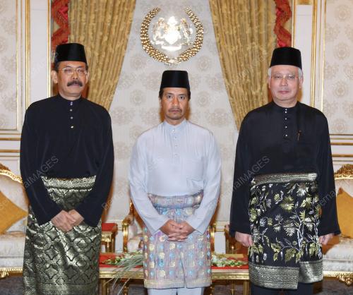 TUANKU MIZAN ZAINAL ABIDIN