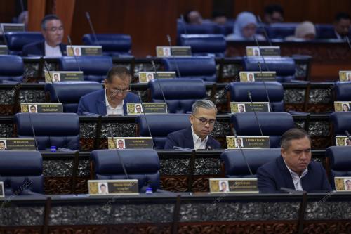 KL19_23022026_PARLIMEN