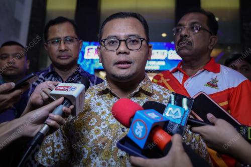 DATUK SERI AMIRUDIN SHARI
