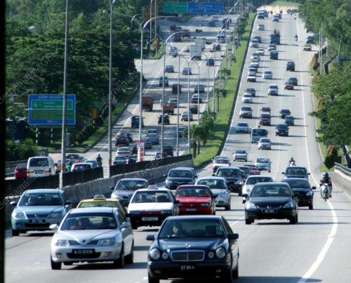 PLAZA TOL KARAK