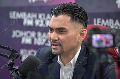 KHAIRUL FIRDAUS AKBAR KHAN