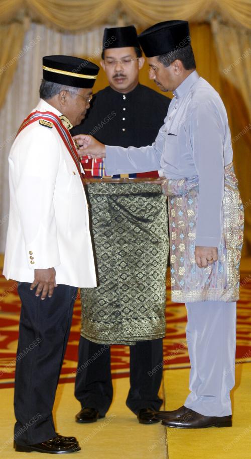 TUANKU MIZAN ZAINAL ABIDIN