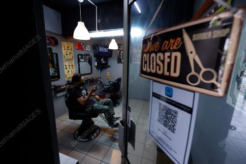 TINJAUAN TUKANG GUNTING RAMBUT PKP
