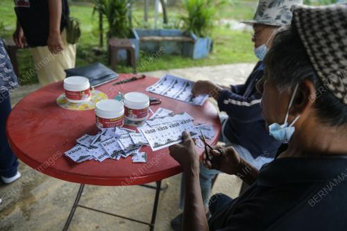 GOTONG ROYONG MASAK BUBUR LAMBUK KBSB