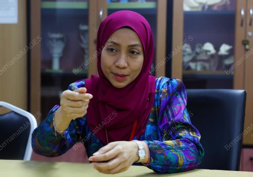 DR. NOOR DINA HASHIM