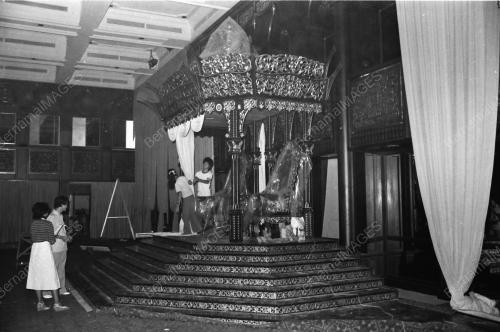 TAKHTA AGONG