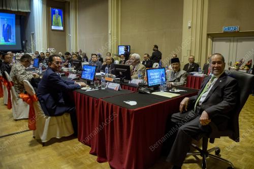 DATUK SERI DR WAN JUNAIDI TUANKU JAAFAR