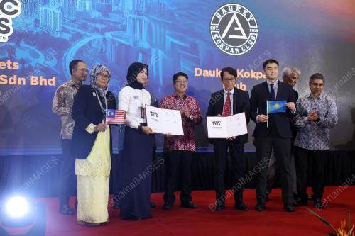 DATUK EWON BENEDICK