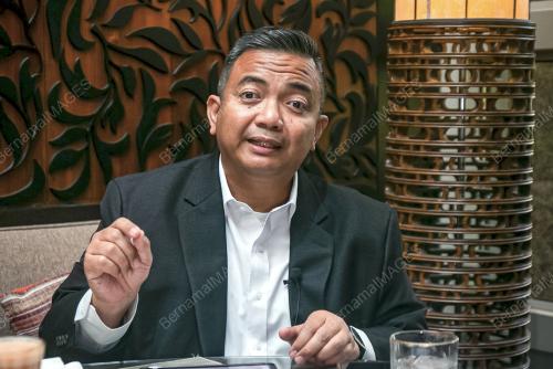 ADAM SAFFIAN GHAZALI