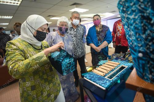 DATUK SERI NANCY SHUKRI