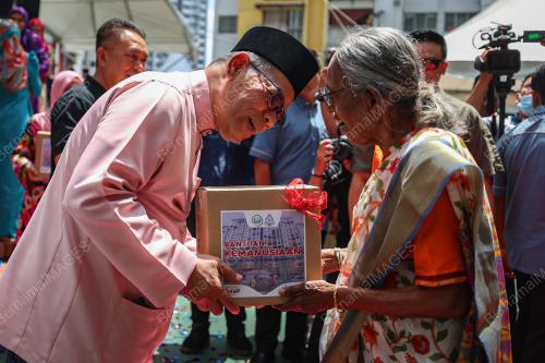 DATUK SERI SAIFUDDIN NASUTION ISMAIL