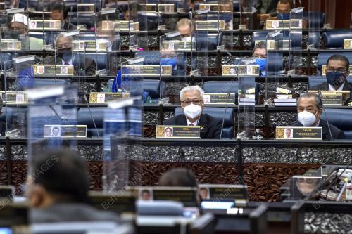 MESYUARAT KHAS PENGGAL KETIGA PARLIMEN KE-14