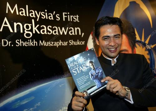 SHEIKH MUSZAPHAR SHUKOR