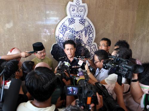 MOHD BAKRI ZININ