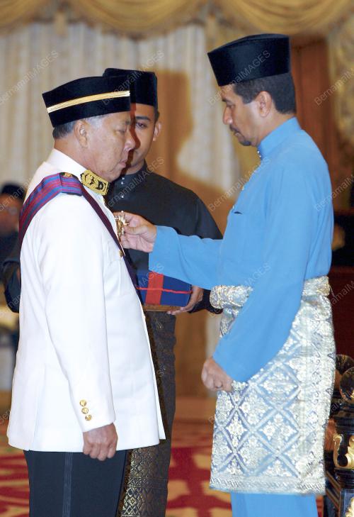 TUANKU MIZAN ZAINAL ABIDIN