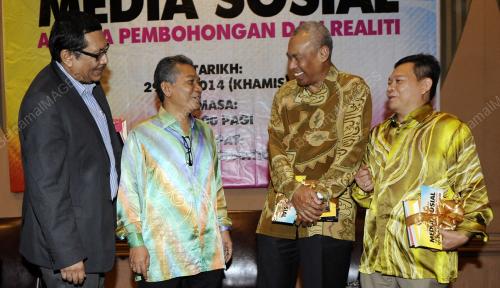 KL19_29052014_MEDIA_SOSIAL