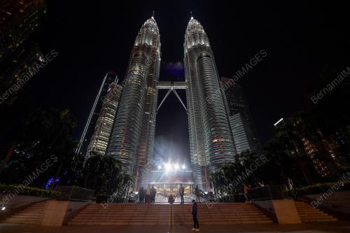 LOKASI TUMPUAN PELANCONG