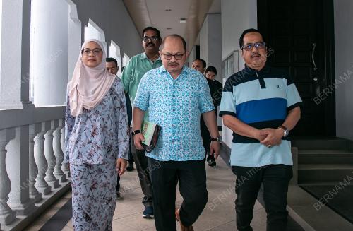 DATUK SERI SHAMSUL ISKANDAR MOHD AKIN