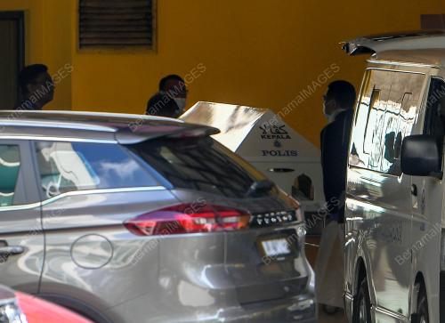 JENAZAH PELAPES TIBA DI HKL