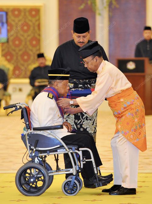 KL19_29092015_ISTANA