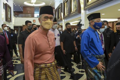 DATUK SERI ISMAIL SABRI YAAKOB