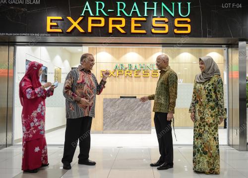 DATUK SERI MEER SADIK HABIB