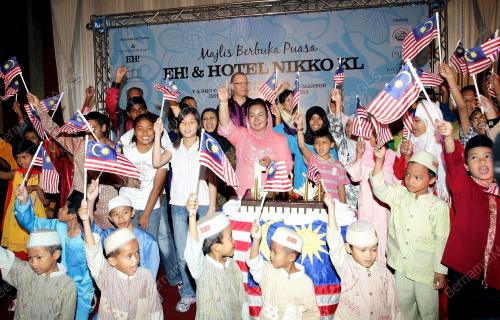 ROSMAH MANSOR