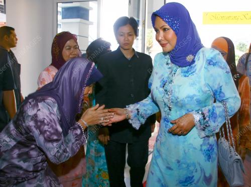 TUANKU NUR ZAHIRAH